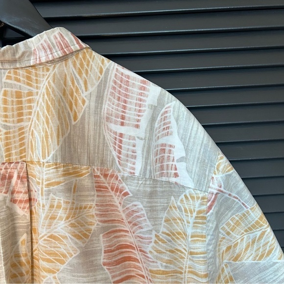 Cooke Street Honolulu Reverse Print Short Sleeve Button Down Shirt, Size 3XL - Picture 14 of 16